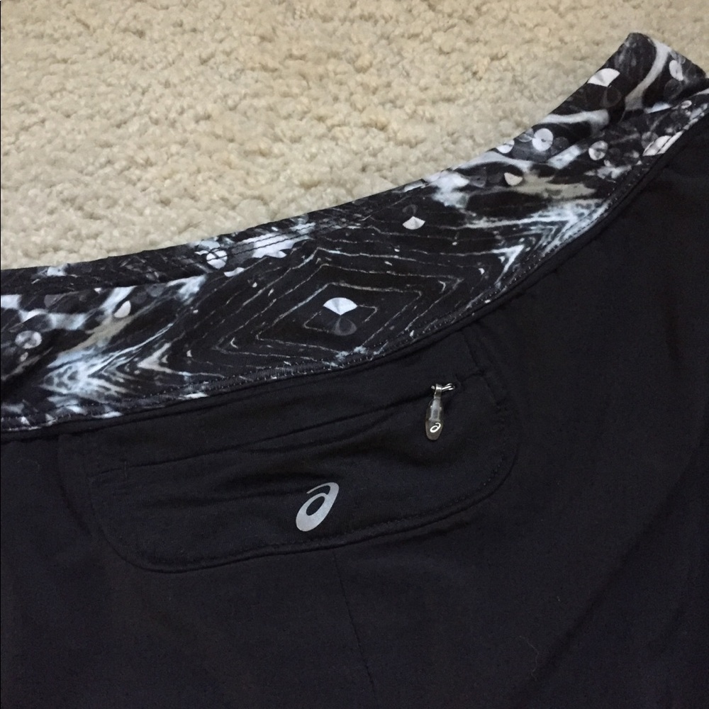 ASICS shorts - Picture 5 of 6